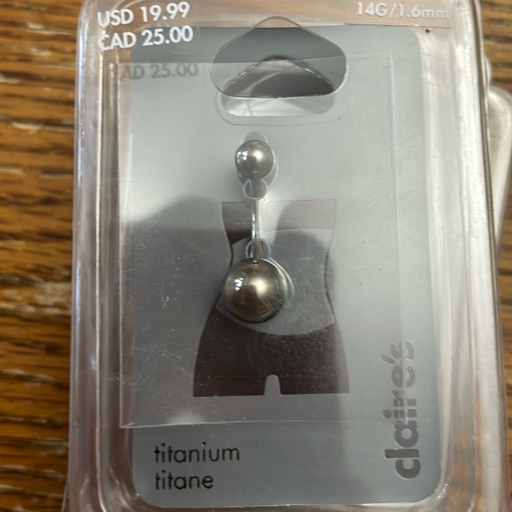 14g belly button ring new in package
